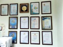Дипломы и награды клиники Сеным